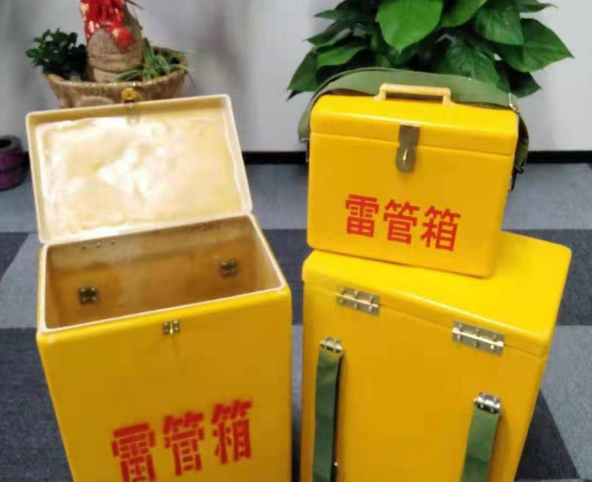 漾濞玻璃钢雷管箱有哪些特点